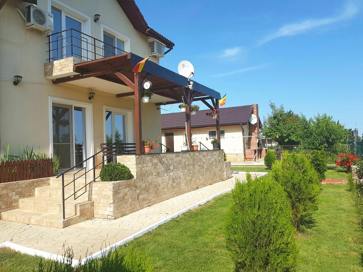 Nobless Villa Mereni  Exterior photo