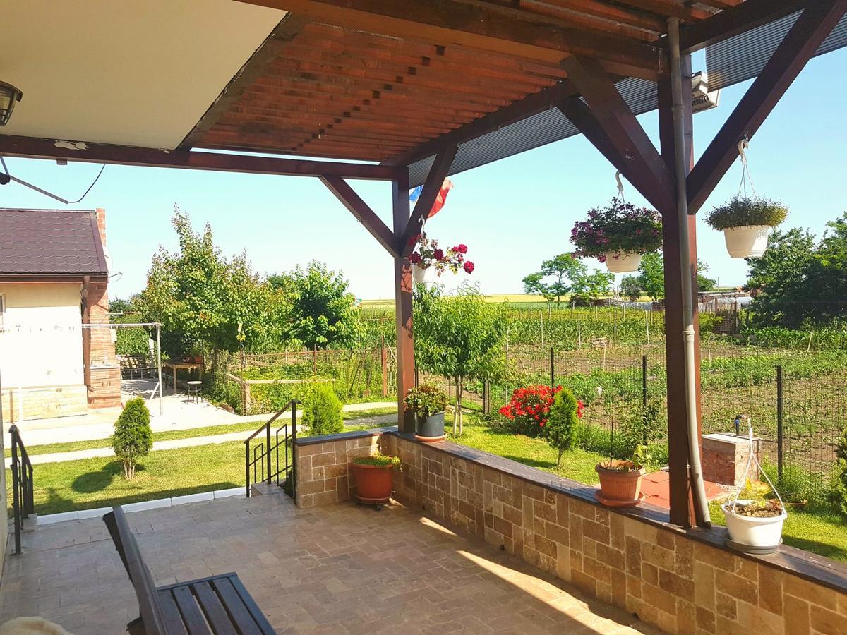 Nobless Villa Mereni  Exterior photo